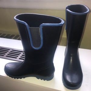 Sperry rain boots